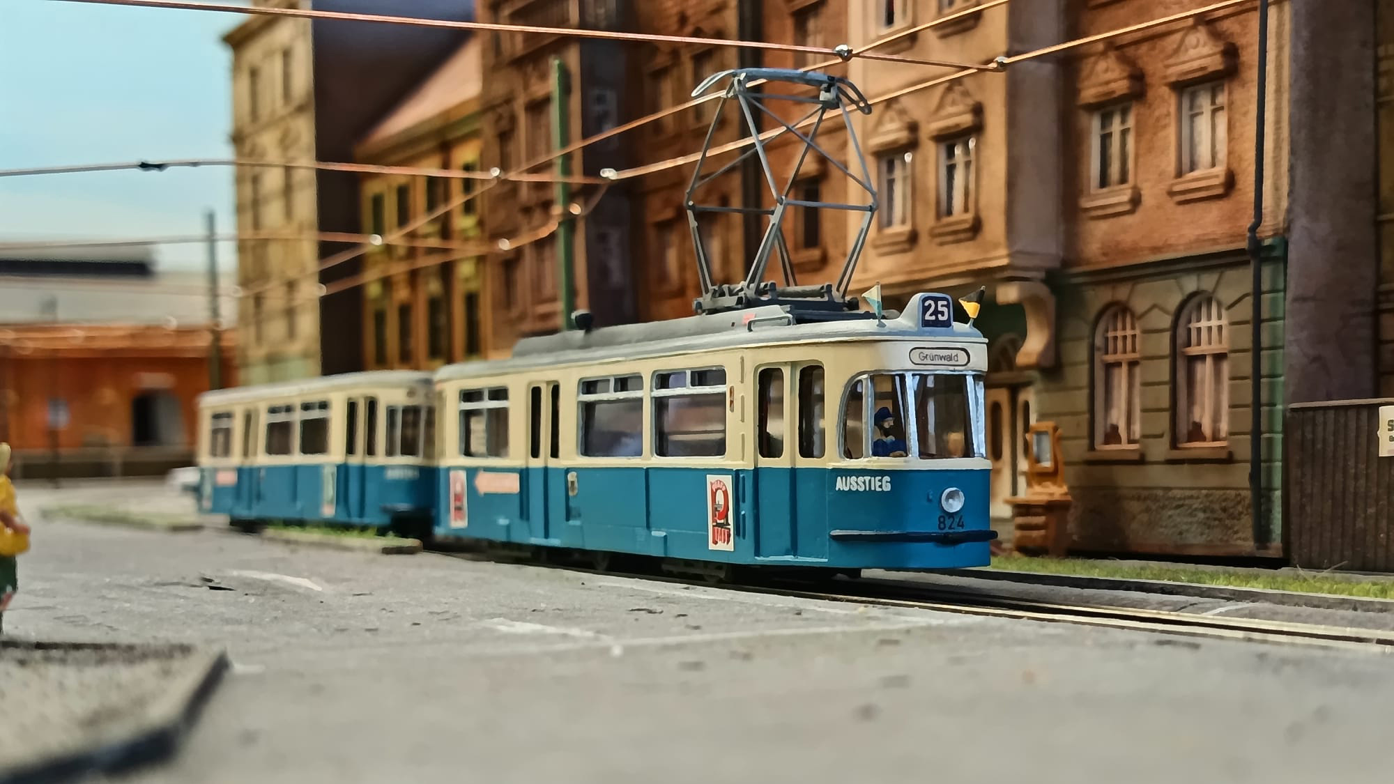 Straßenbahn (H0m & H0)